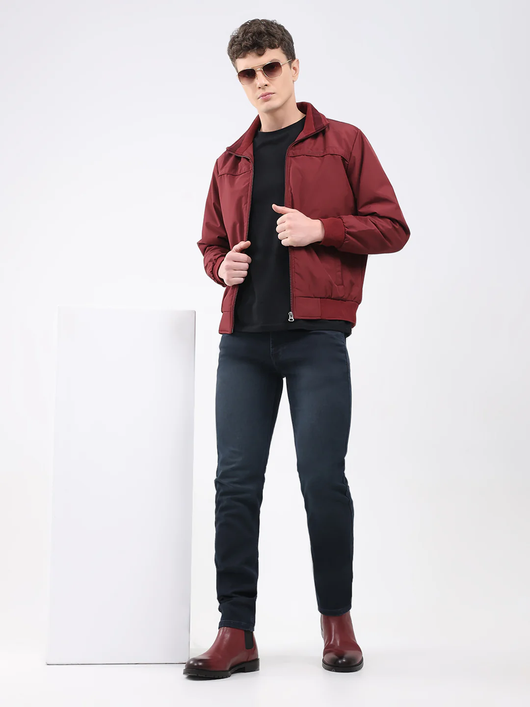 Men Maroon Solid Collar Full Sleeve Jacket - Image 2