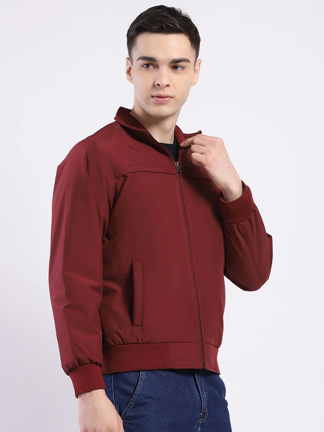 Men Maroon Solid Collar Full Sleeve Jacket - Image 4