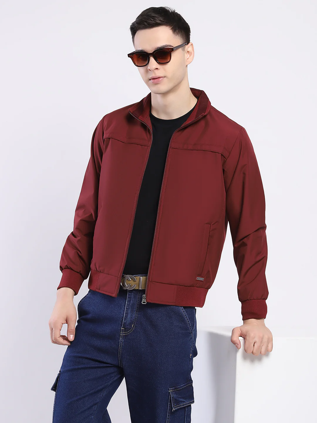 Men Maroon Solid Collar Full Sleeve Jacket - Image 6