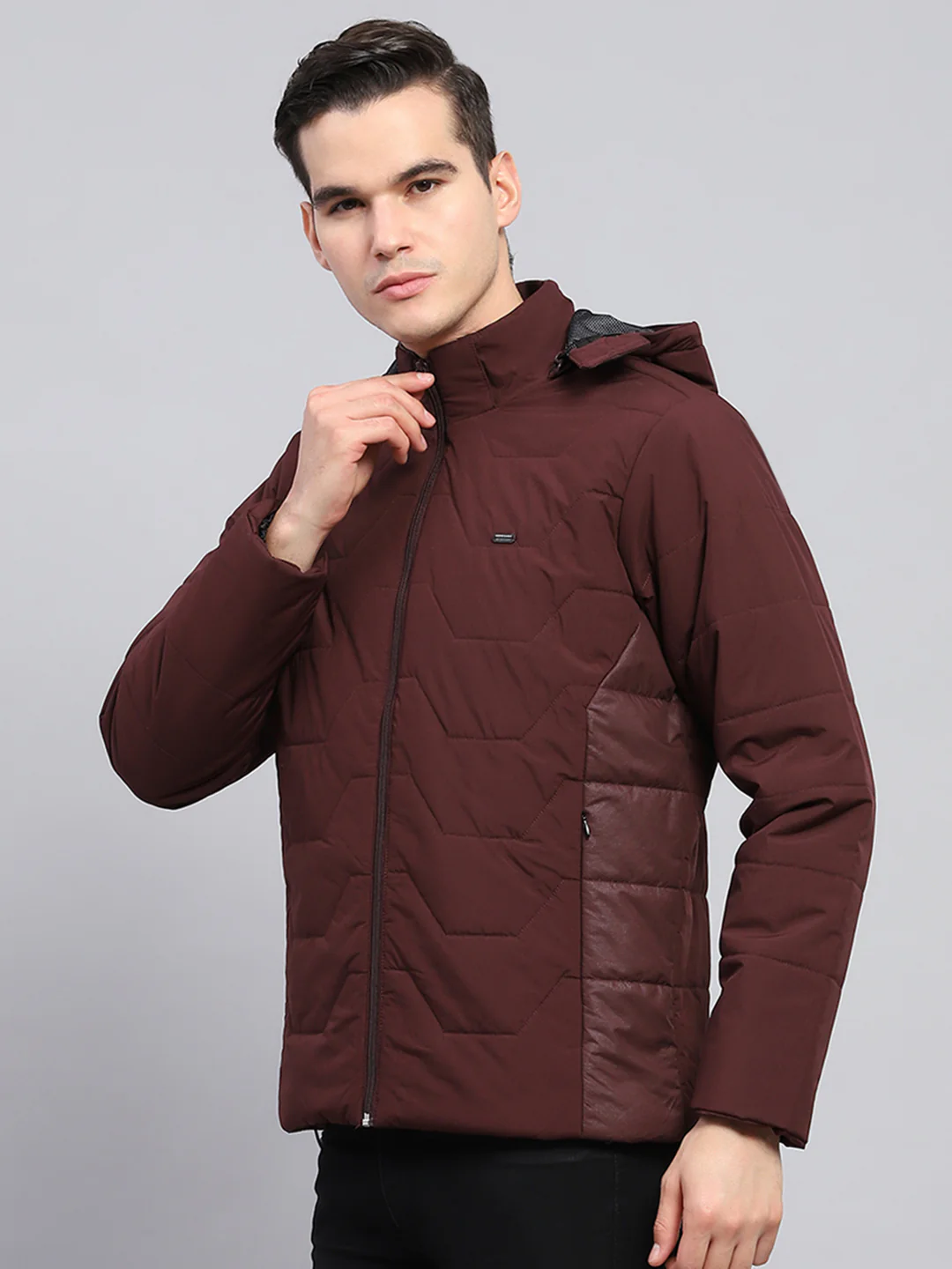 Men Maroon Solid Detachable Hood Full Sleeve Jacket - Image 3