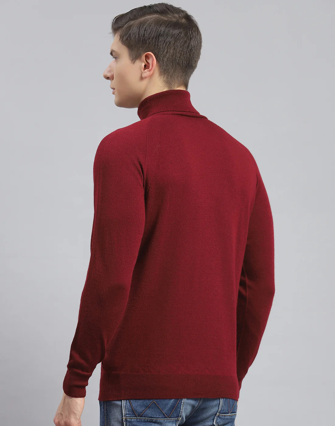 Men Maroon Solid High Neck Full Sleeve Pullover - Image 5