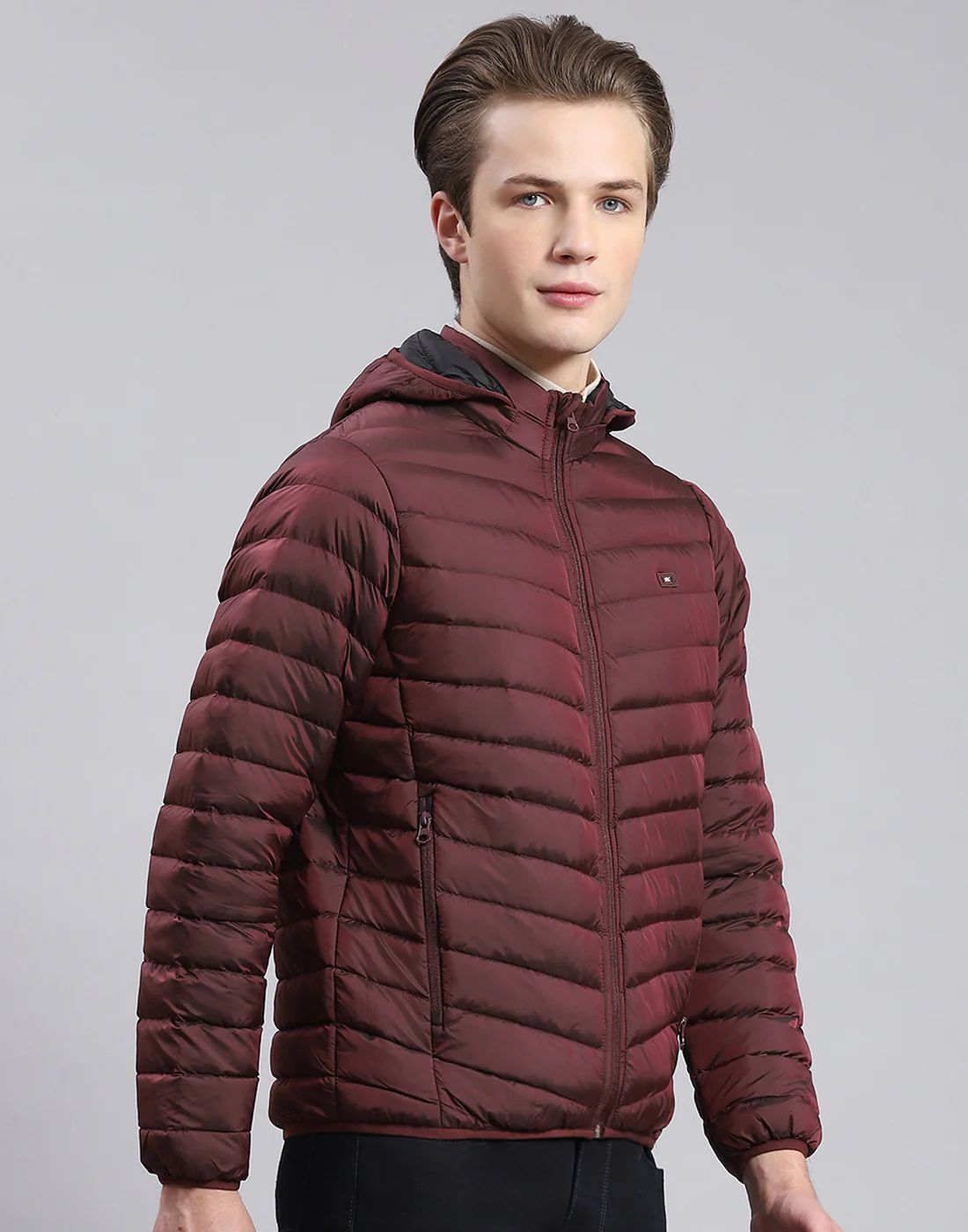 Men Maroon Solid Hooded Full Sleeve Jacket - Image 4
