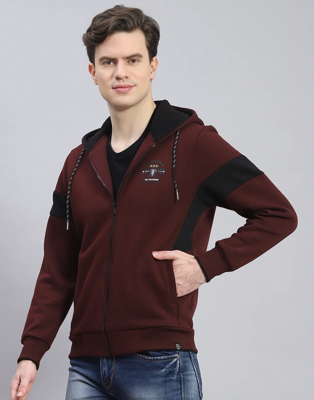 Men Maroon Solid Hooded Full Sleeve Sweatshirt - Image 3