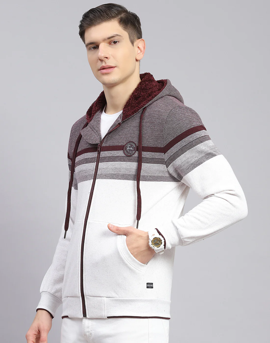 Men Maroon Solid Hooded Full Sleeve Sweatshirt - Image 4