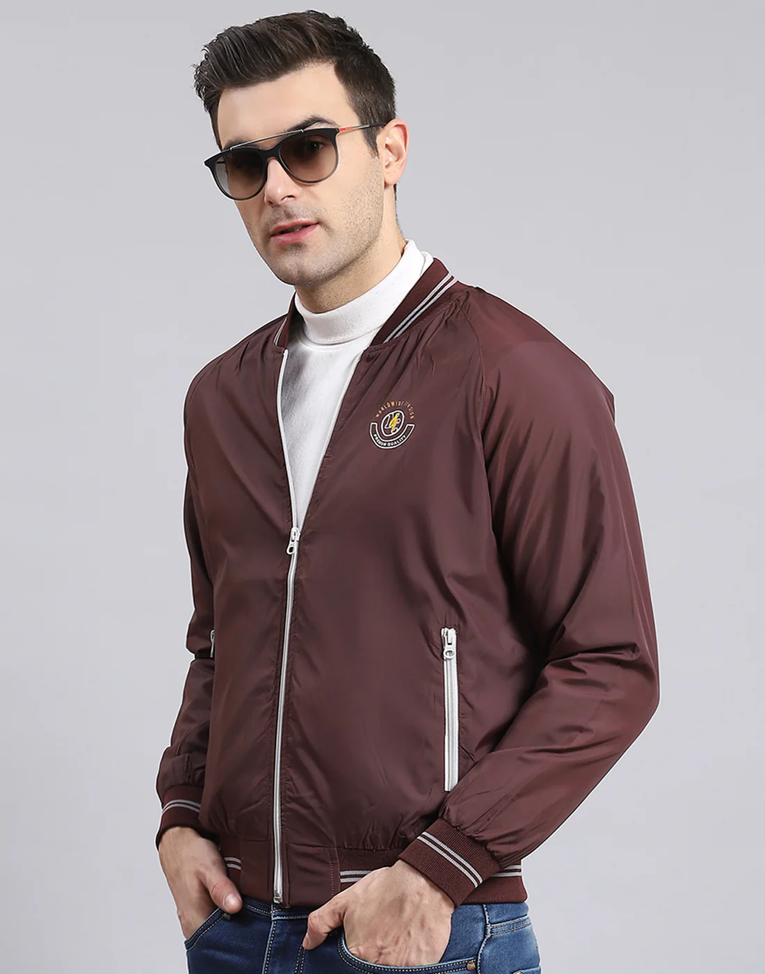 Men Maroon Solid Mandarin Collar Full Sleeve Jacket - Image 3