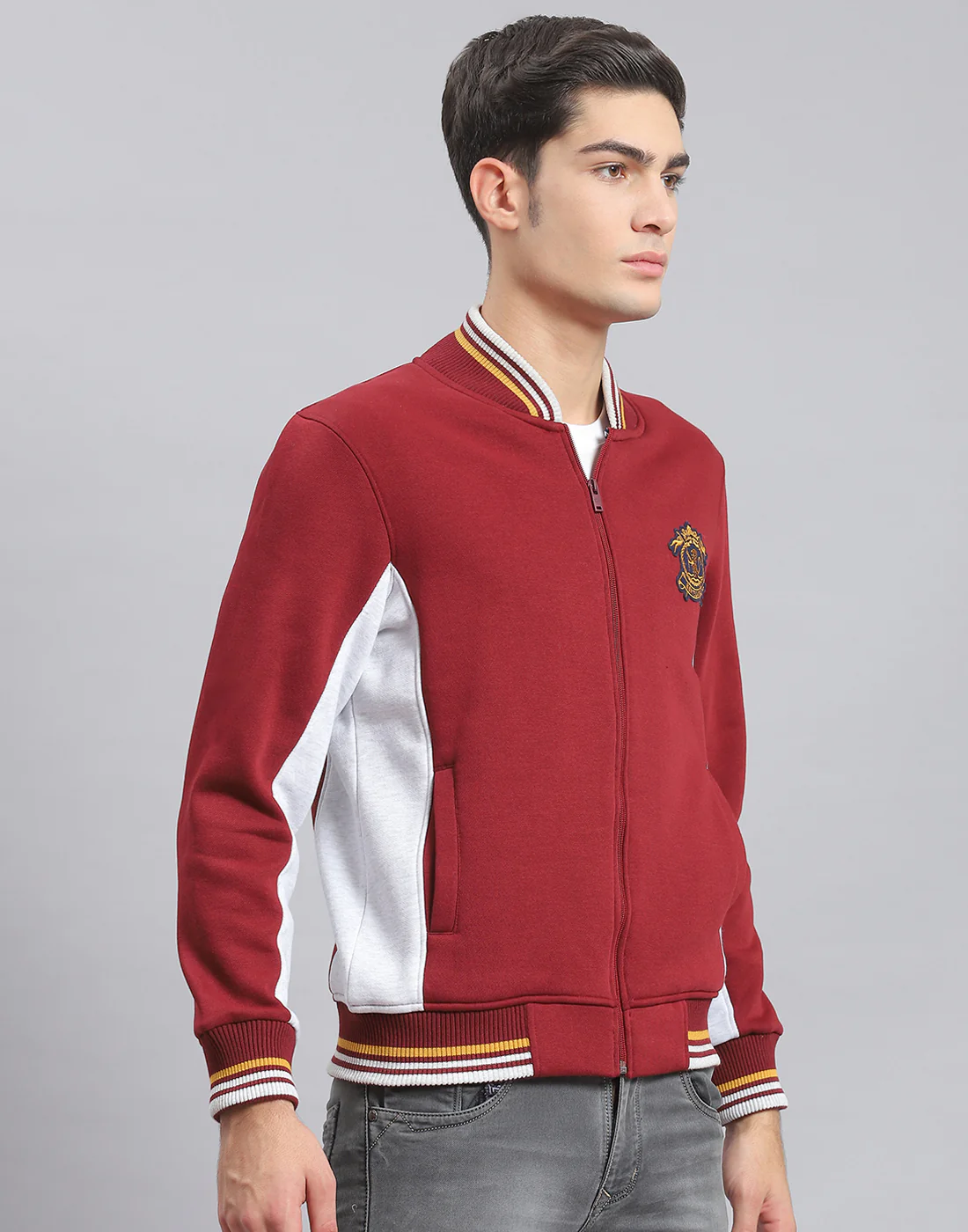 Men Maroon Solid Mandarin Collar Full Sleeve Sweatshirt - Image 4