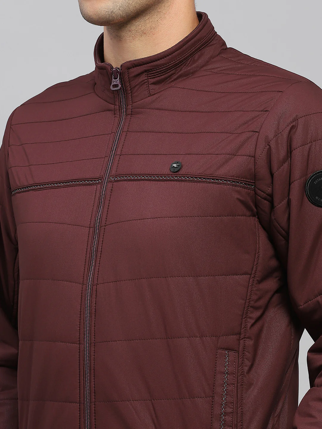 Men Maroon Solid Mock Neck Full Sleeve Jacket - Image 6