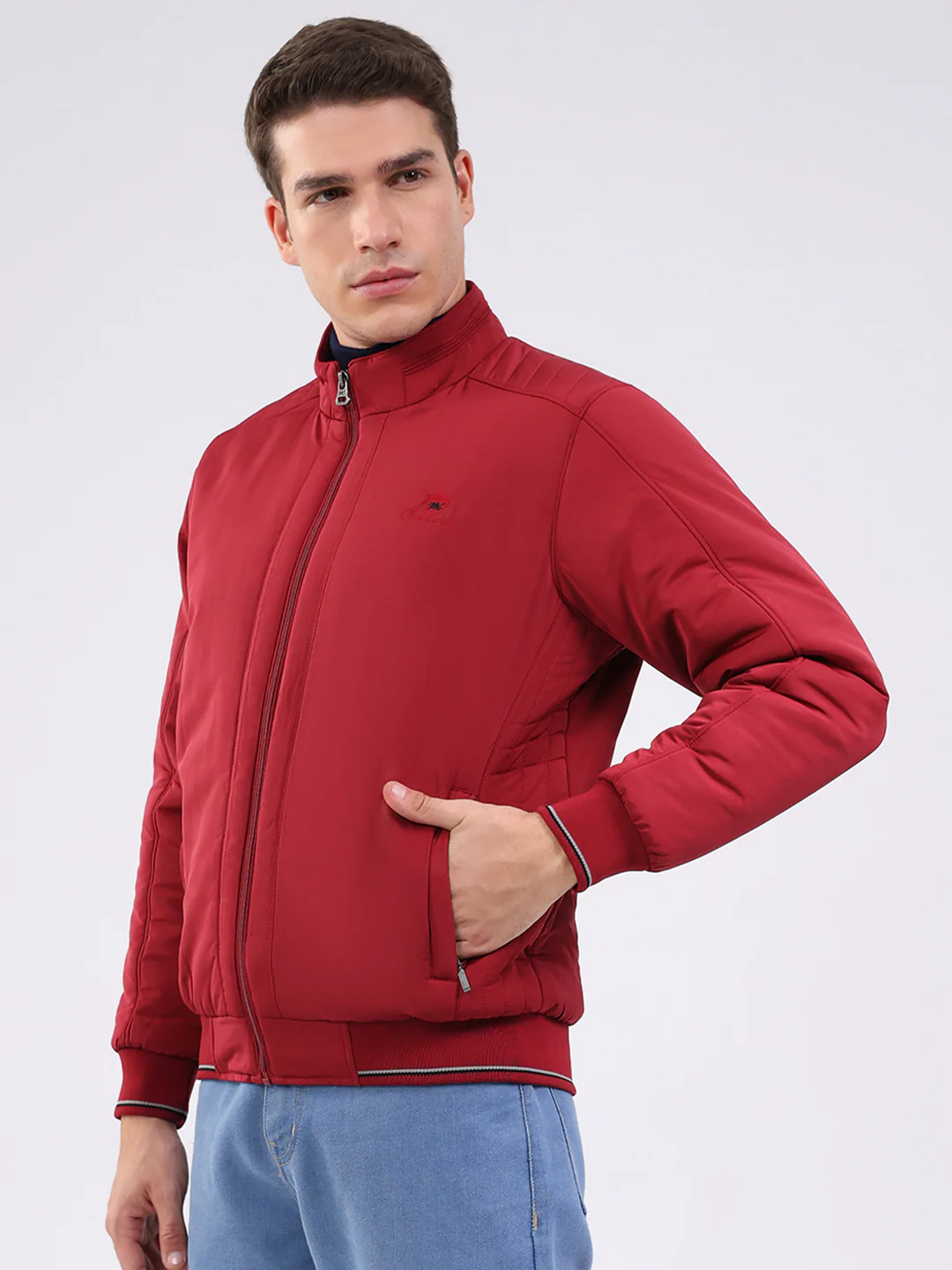 Men Maroon Solid Mock Neck Full Sleeve Jacket - Image 3