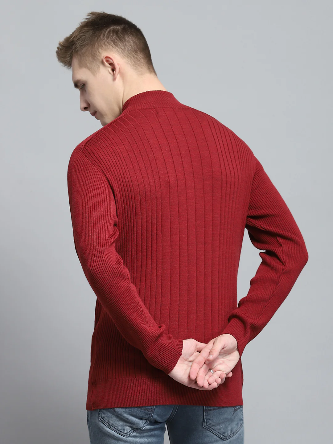 Men Maroon Solid Mock Neck Full Sleeve Pullover - Image 5