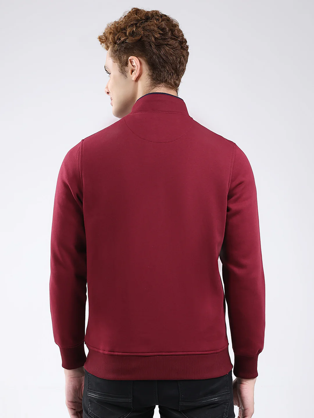 Men Maroon Solid Mock Neck Full Sleeve Sweatshirt - Image 5
