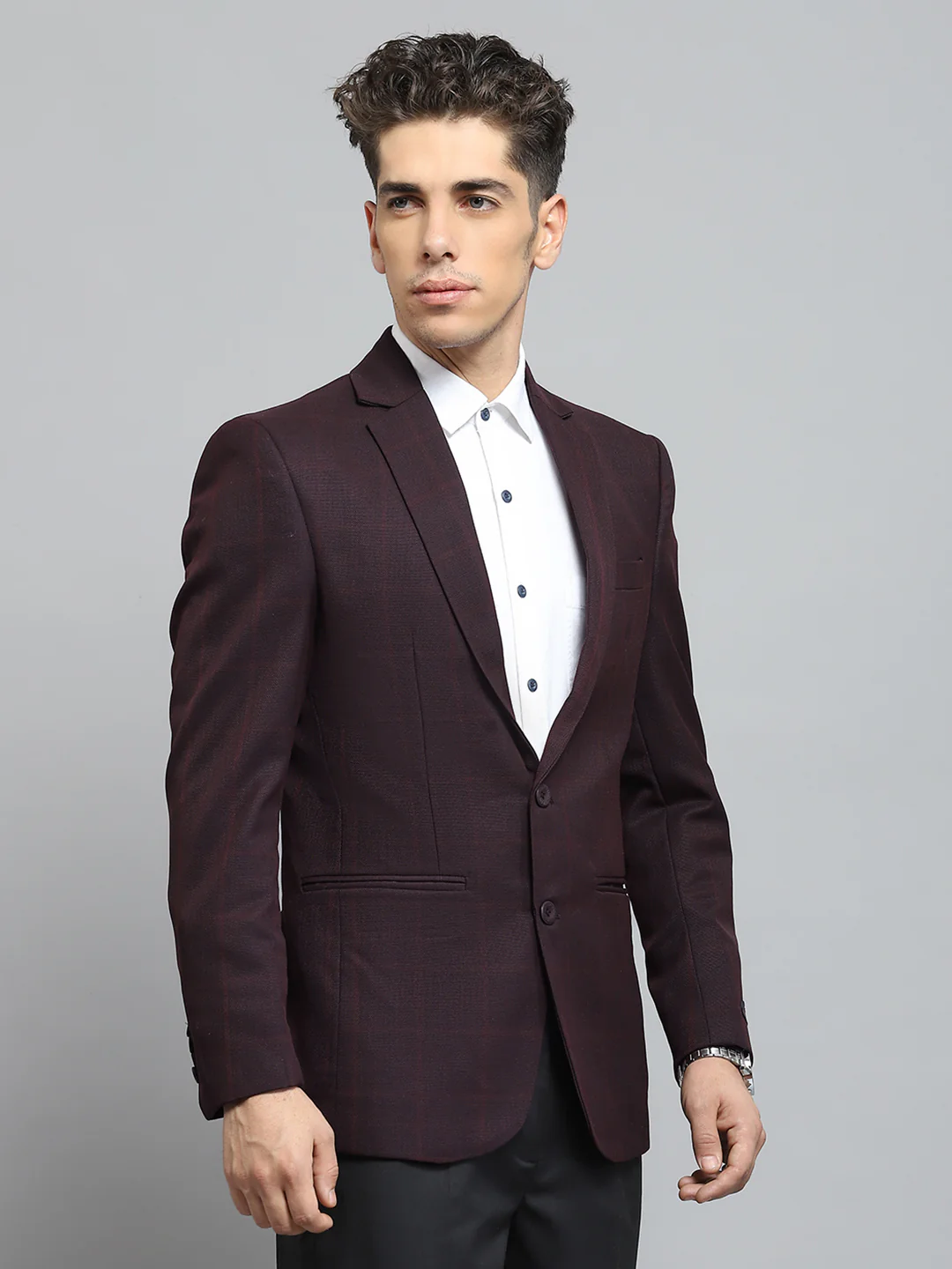 Men Maroon Solid Notch Lapel Collar Full Sleeve Blazer - Image 4
