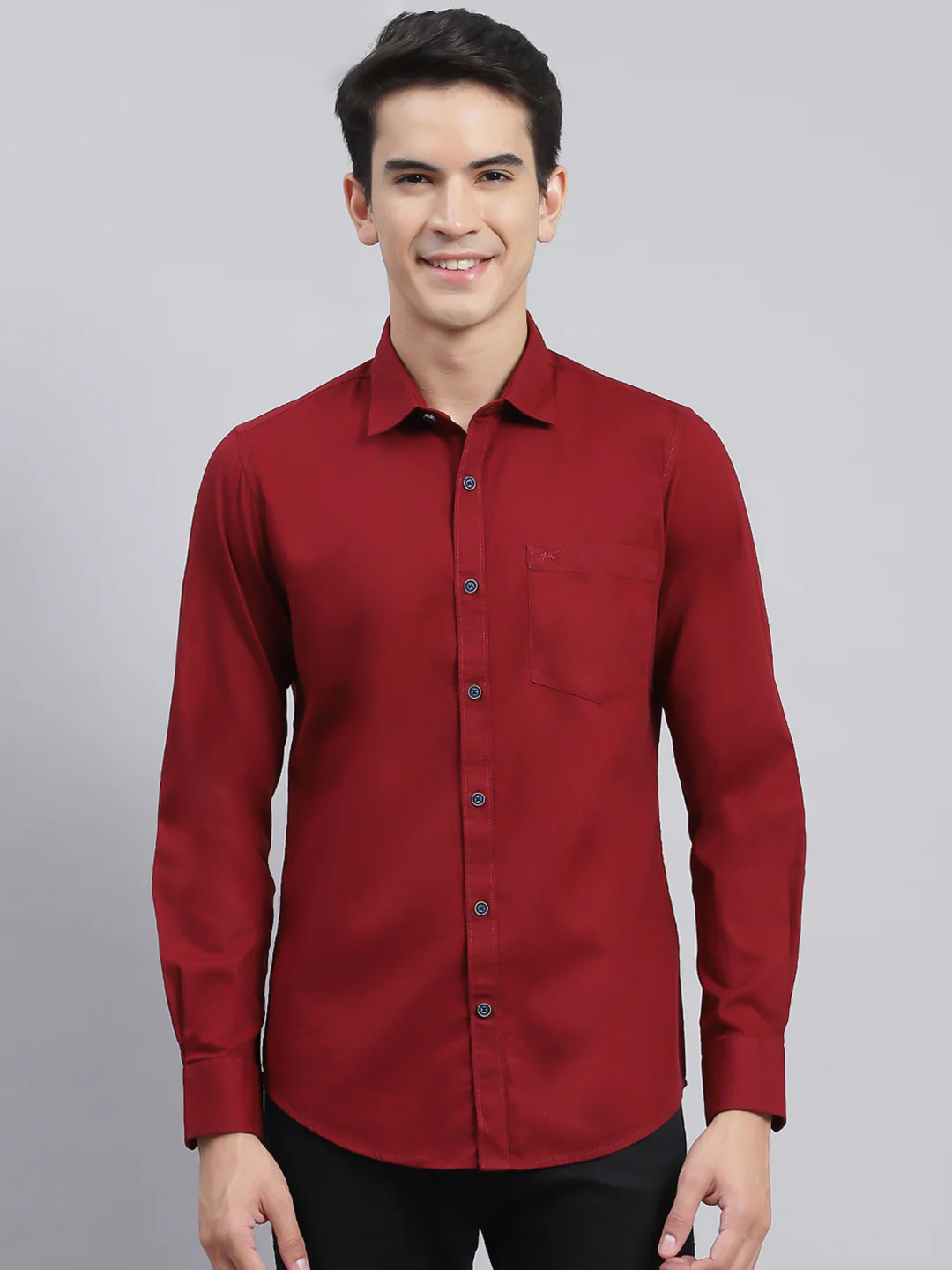 Men Maroon Solid Pure Cotton Shirt - Image 2
