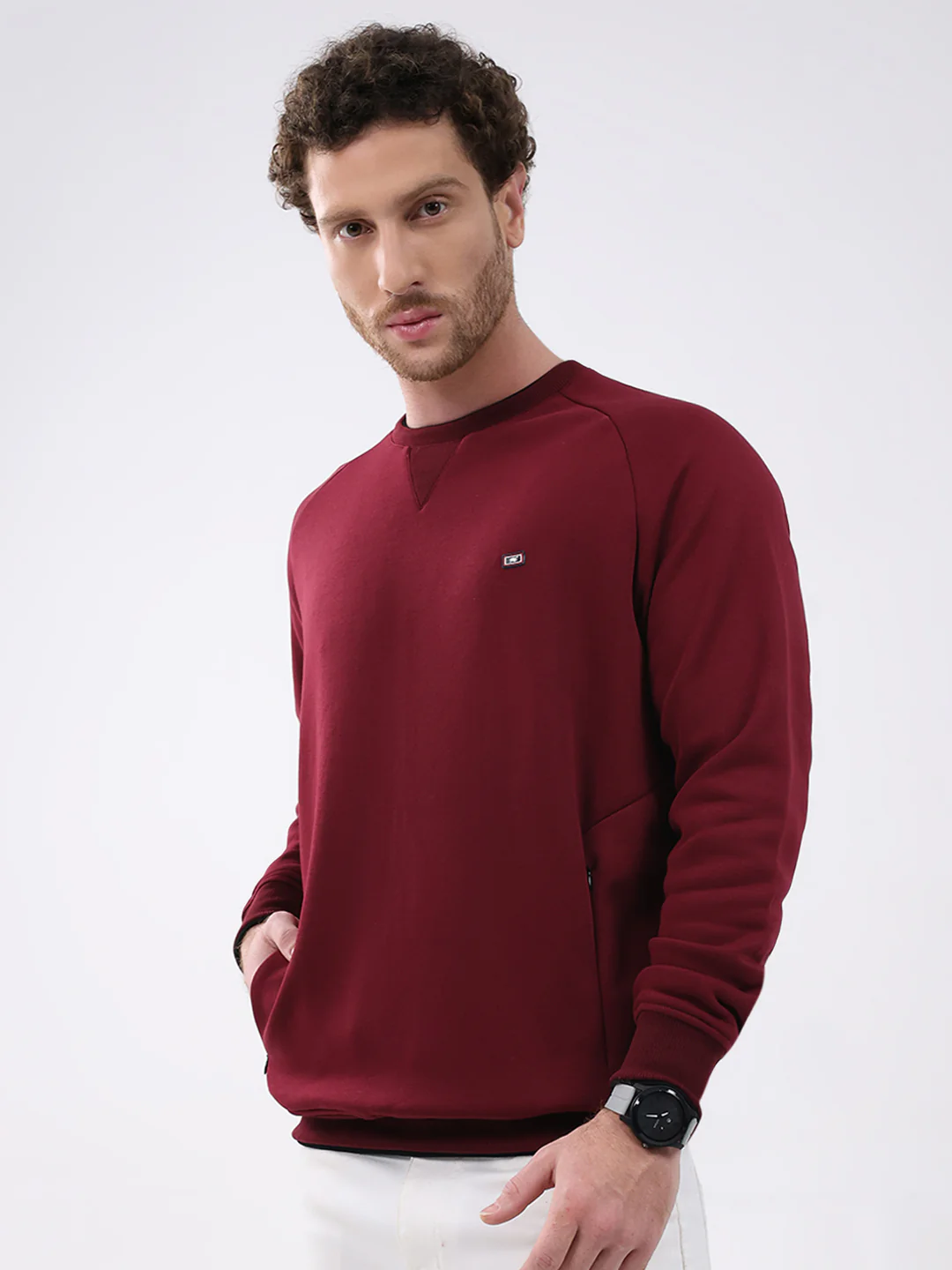Men Maroon Solid Round Neck Full Sleeve Sweatshirt - Image 3