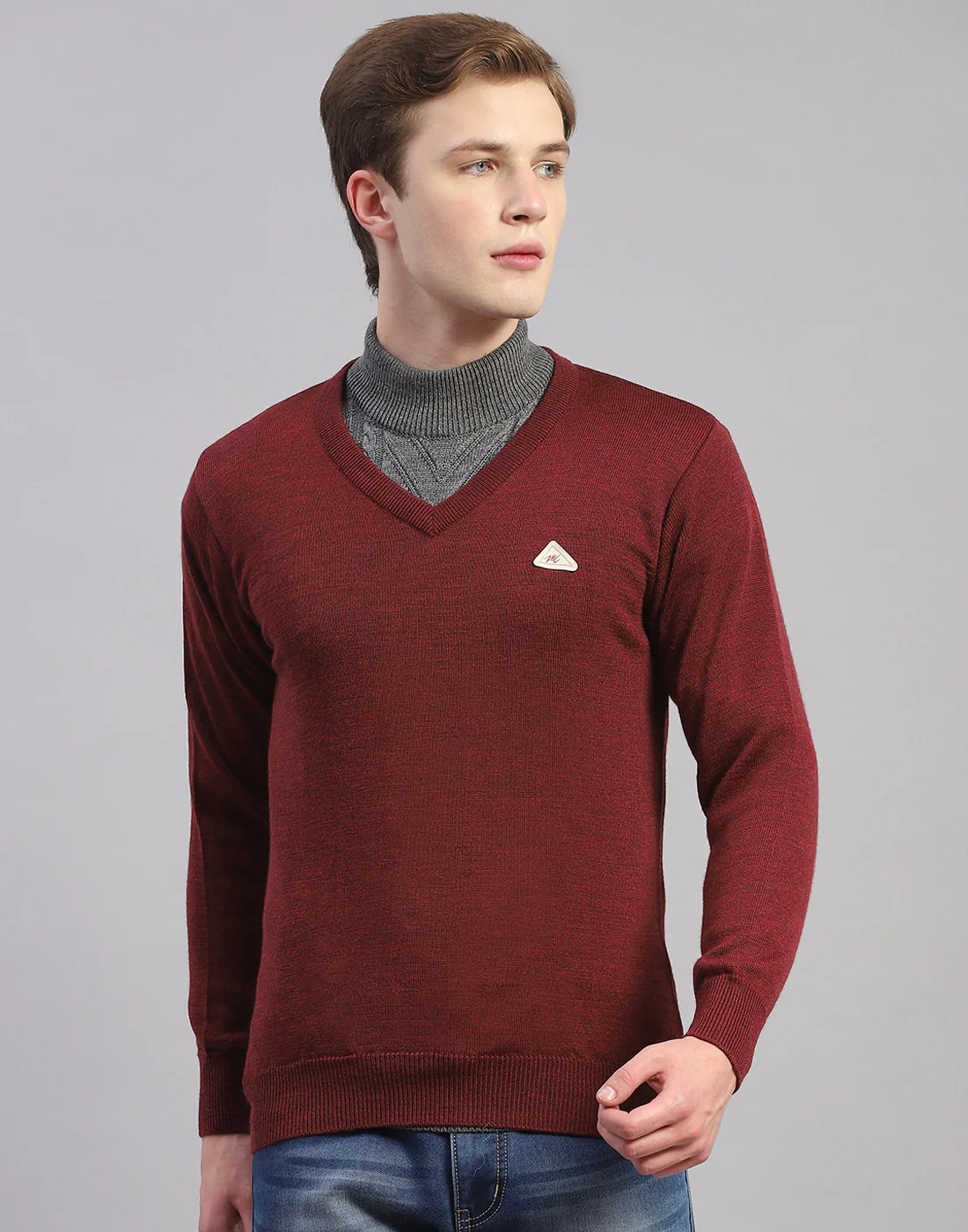 Men Maroon Solid V Neck Full Sleeve Pullover - Image 3