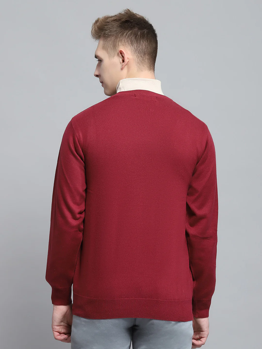 Men Maroon Solid V Neck Full Sleeve Pullover - Image 5