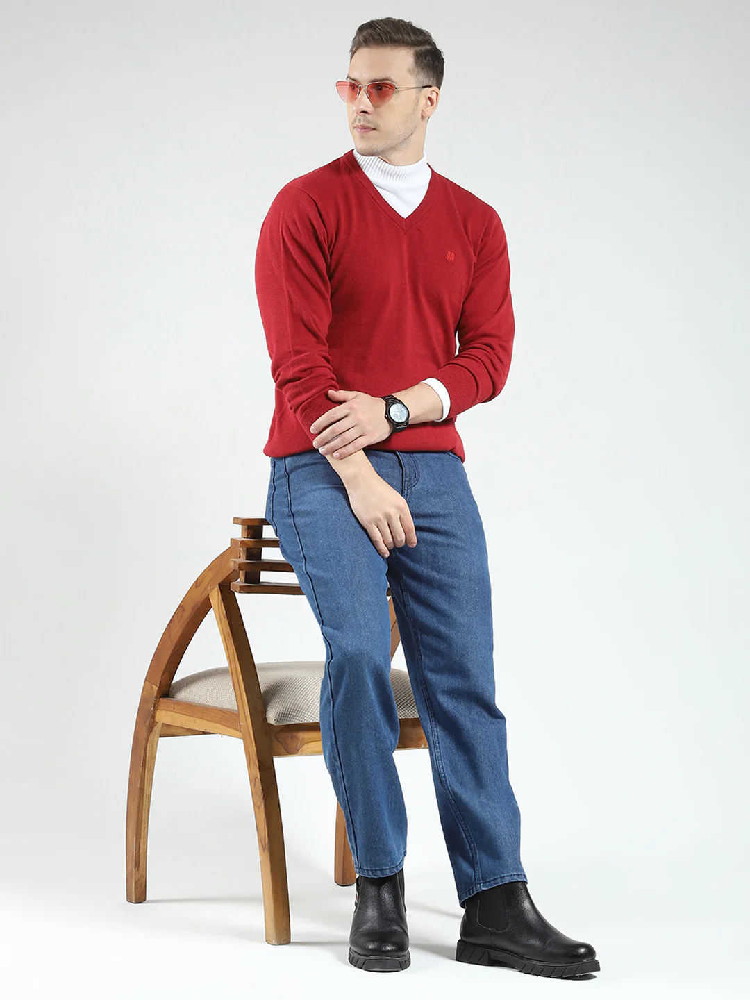 Men Maroon Solid V Neck Full Sleeve Pullover - Image 2