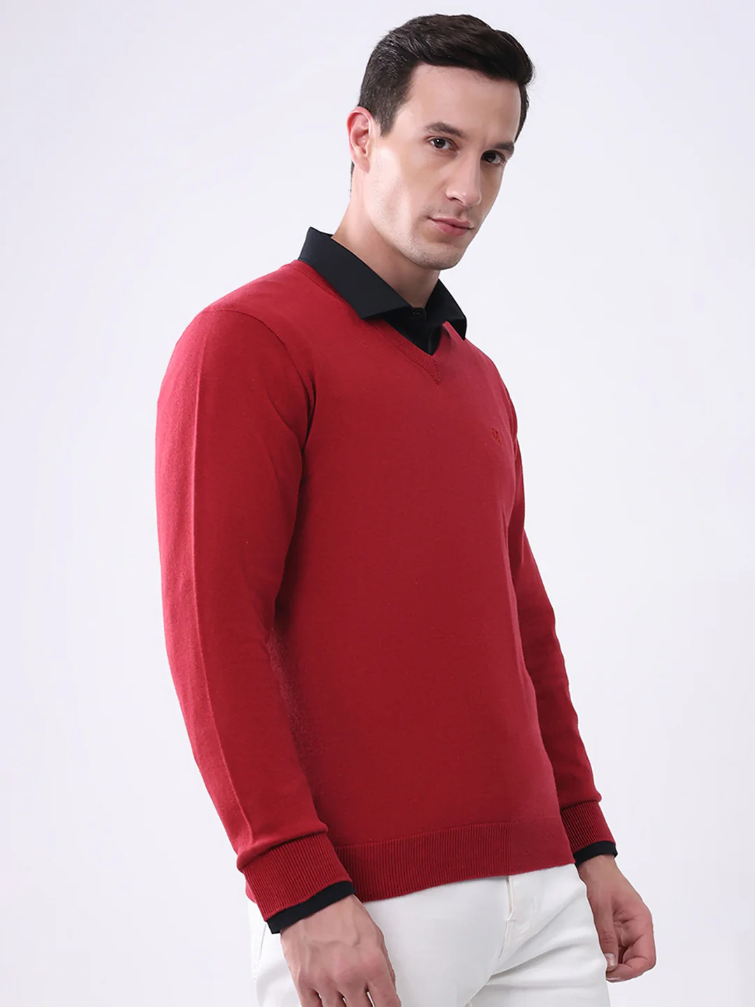 Men Maroon Solid V Neck Full Sleeve Pullover - Image 4