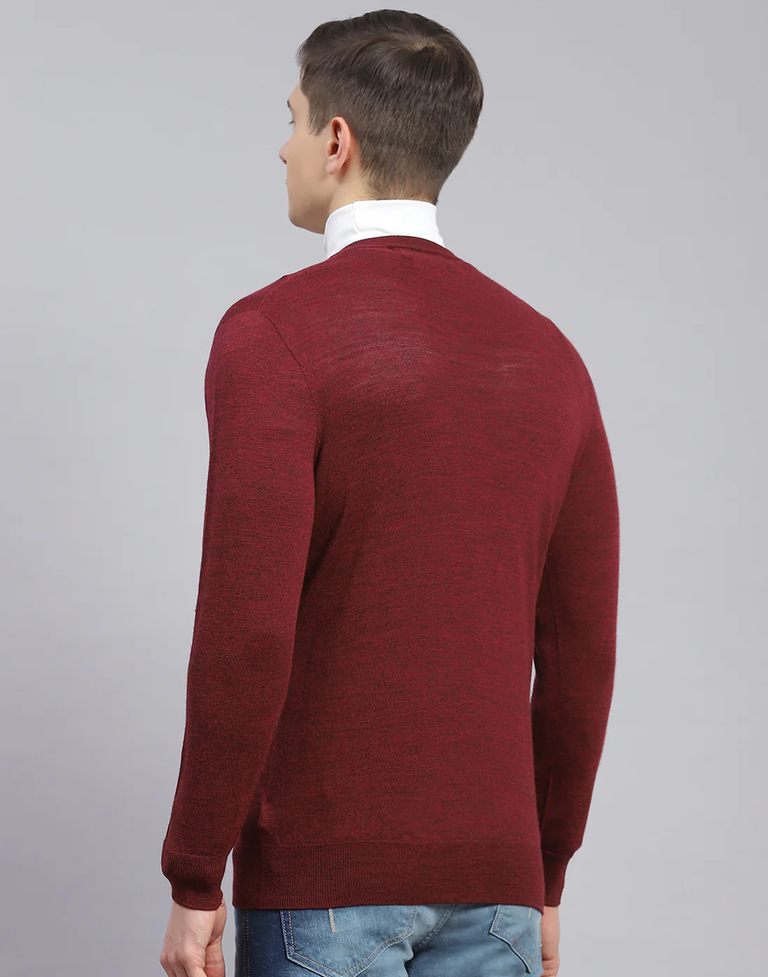 Men Maroon Solid V Neck Full Sleeve Sweater - Image 7