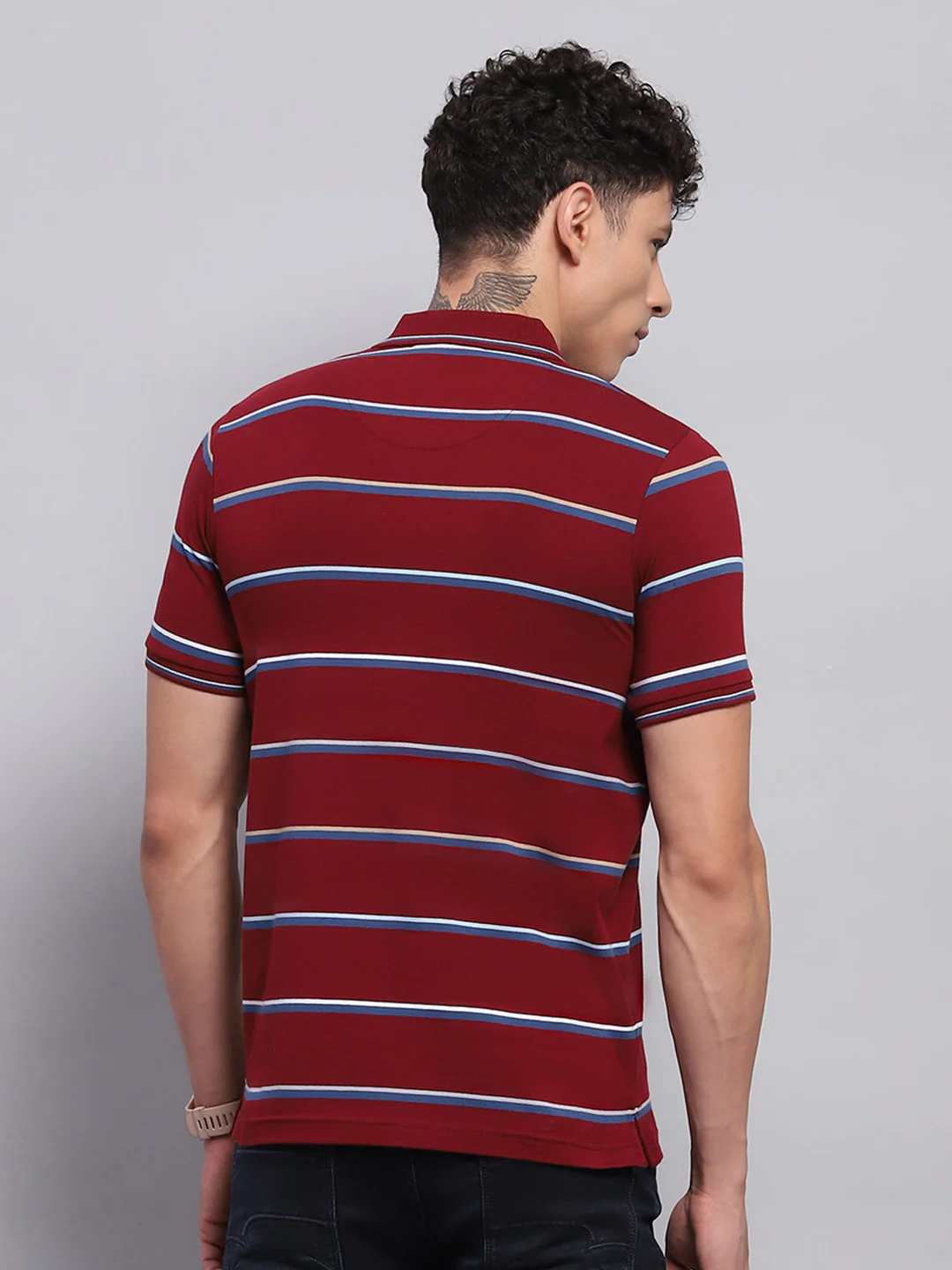 Men Maroon Stripe Collar Half Sleeve T-Shirt - Image 5