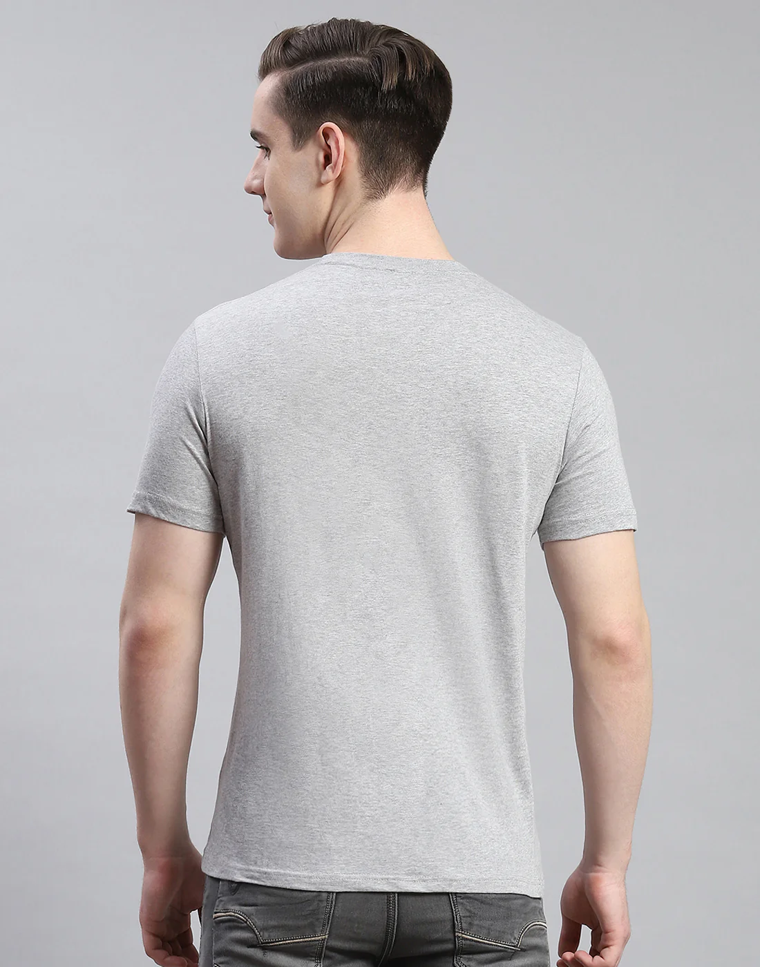 Men Multicolor Solid Round Neck Half Sleeve T-Shirt - Image 10
