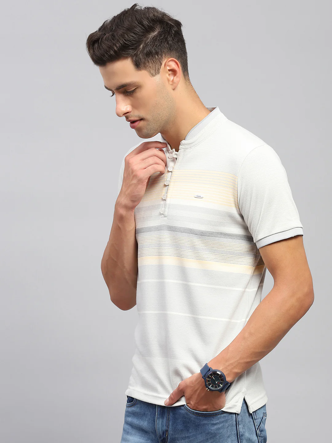 Men Multicolor Stripe Mandarin Neck Half Sleeve T-Shirt - Image 3