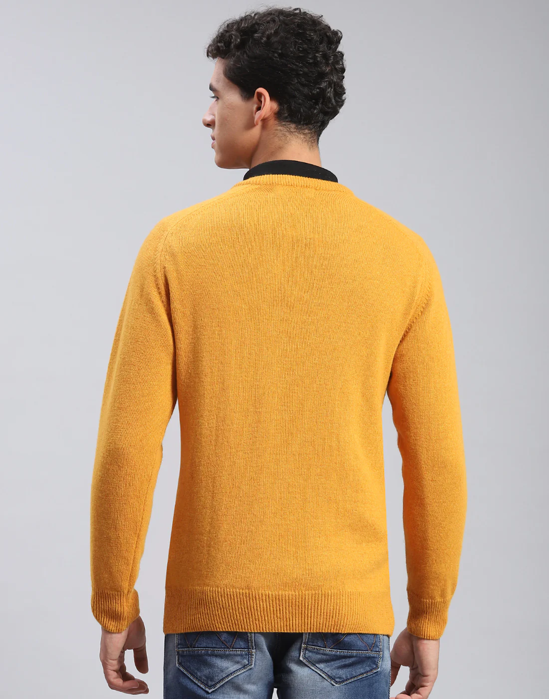 Men Mustard Solid V Neck Full Sleeve Pullover - Image 5