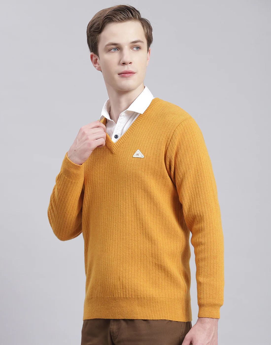 Men Mustard Solid V Neck Full Sleeve Sweater - Image 3