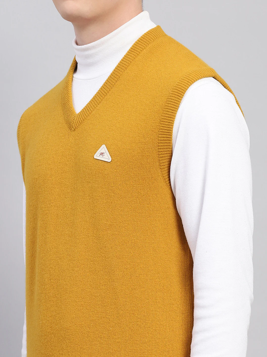Men Mustard Solid V Neck Sleeveless Sweater - Image 7