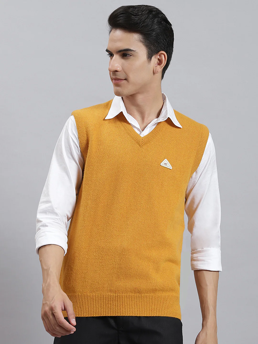 Men Mustard Solid V Neck Sleeveless Sweaters/Pullovers - Image 2