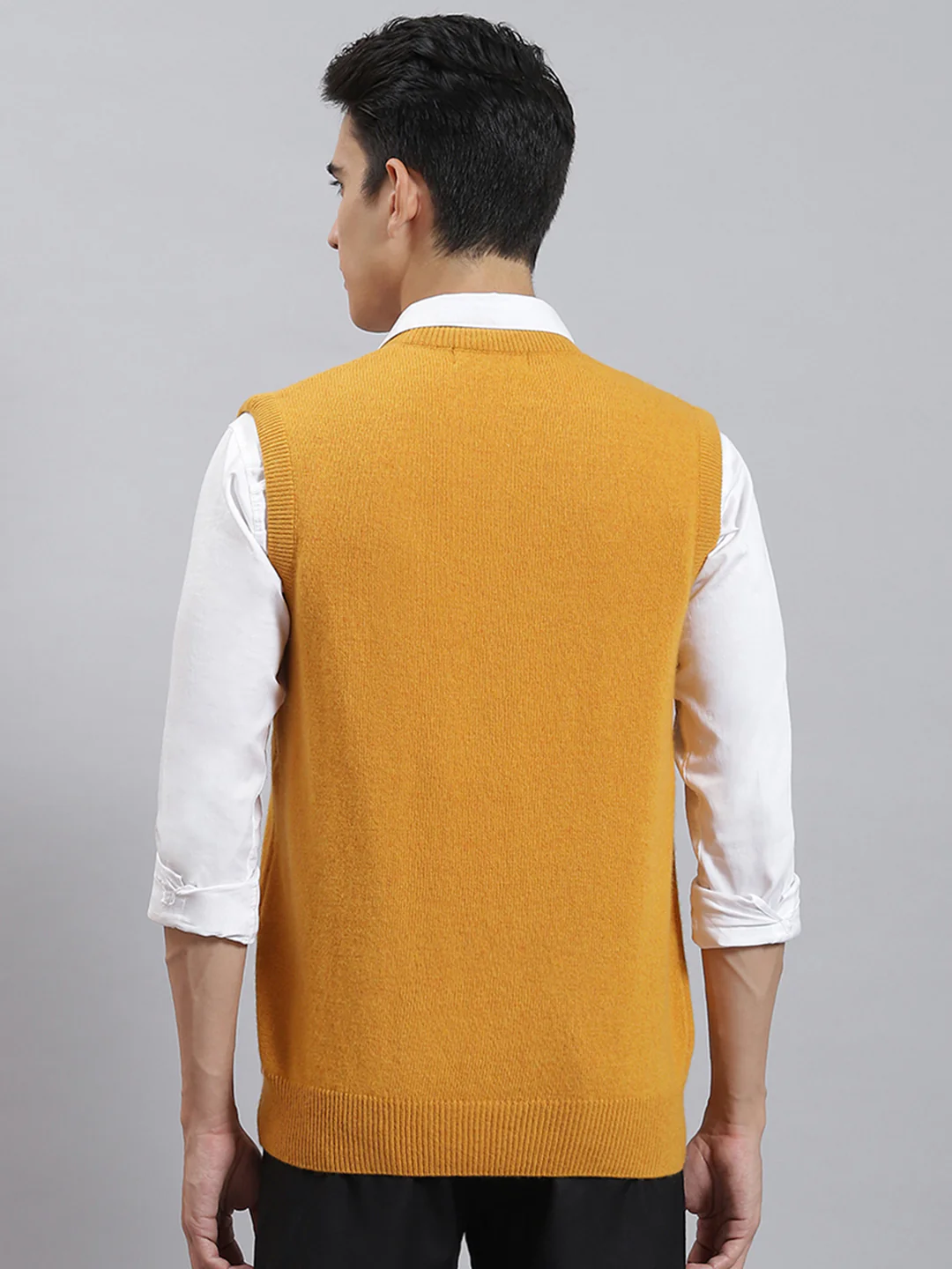 Men Mustard Solid V Neck Sleeveless Sweaters/Pullovers - Image 5