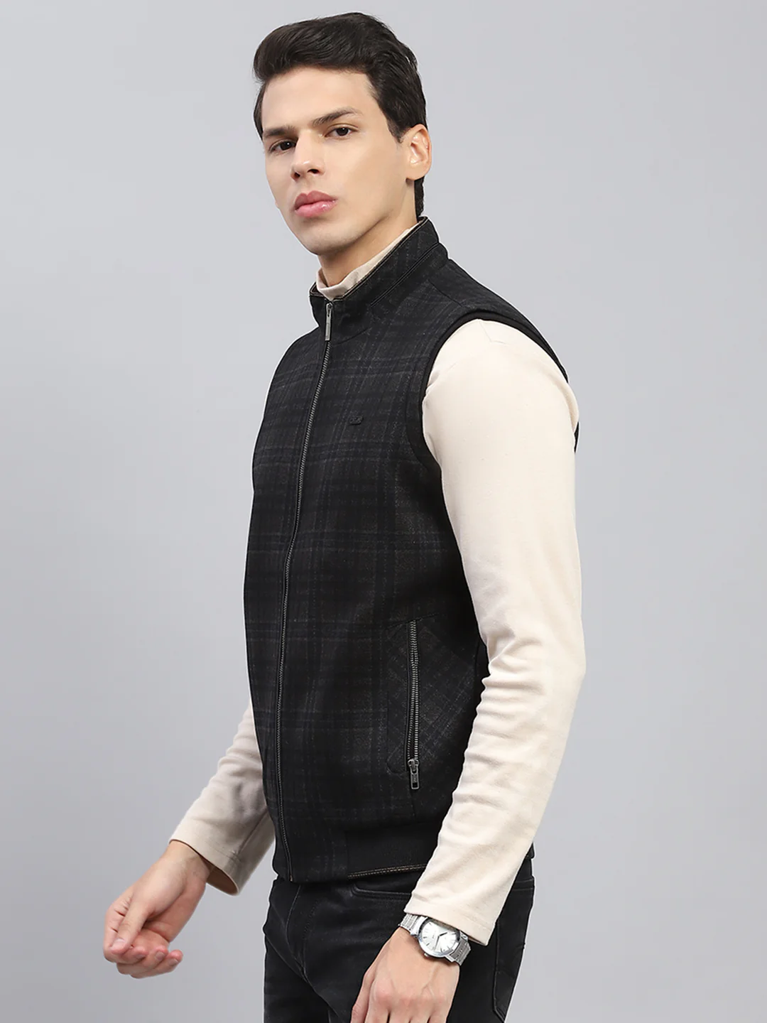 Men Navy Blue Check Mock Neck Sleeveless Jacket - Image 3