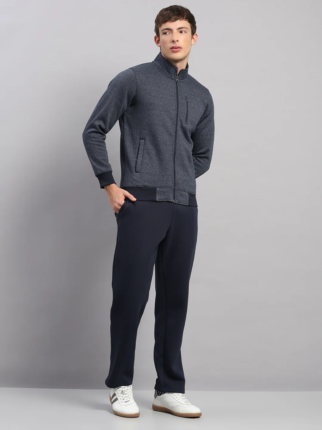 Men Navy Blue Embroidered Round Neck Full Sleeve Winter Tracksuit - Image 4