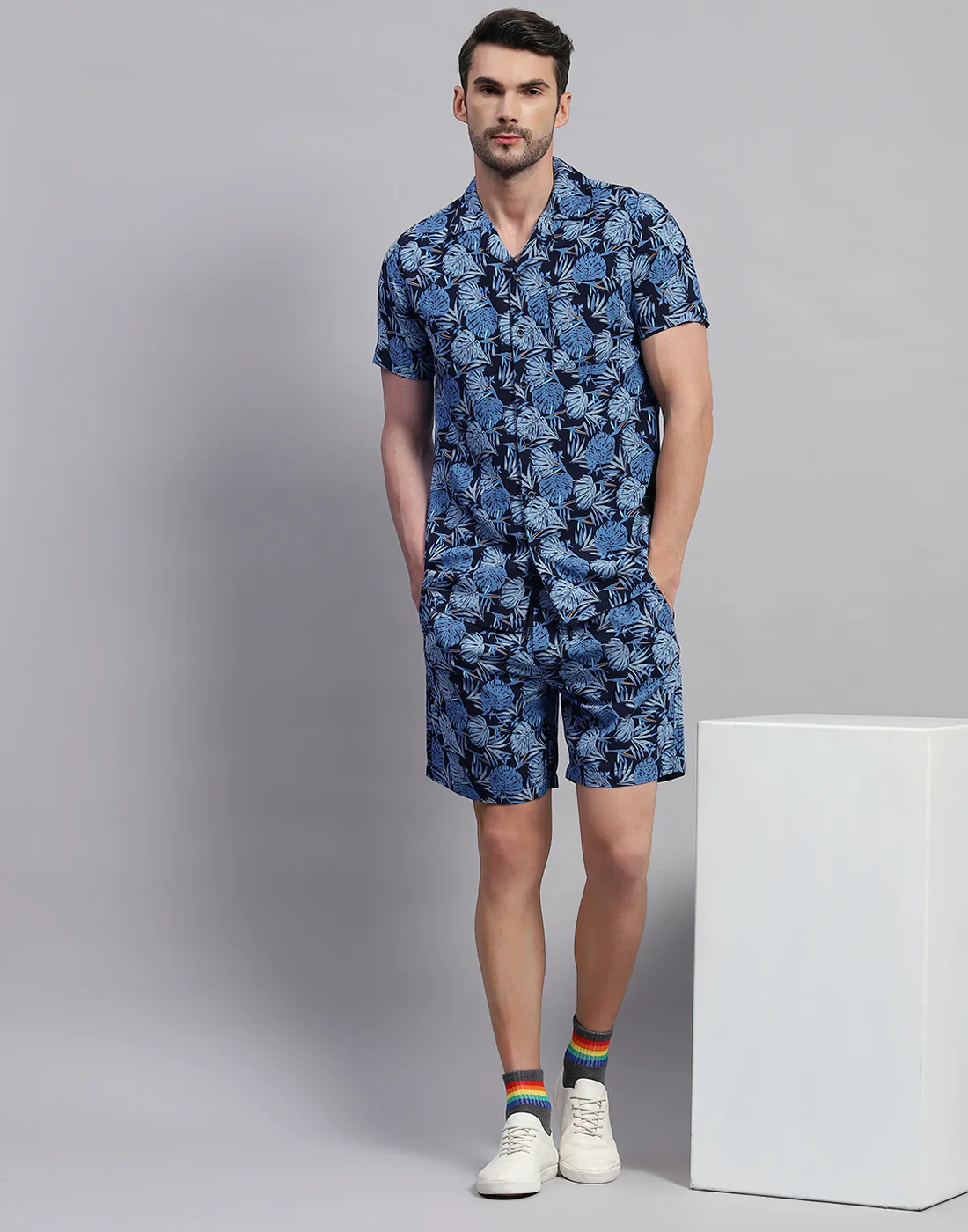 Men Navy Blue Floral Print Collar Neck Half Sleeve Cords Set - Image 2