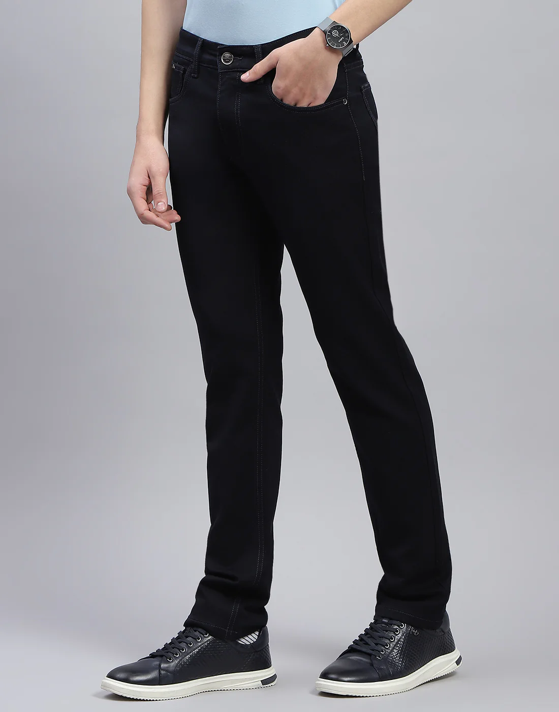 Men Navy Blue Light Wash Straight Fit Denim - Image 3