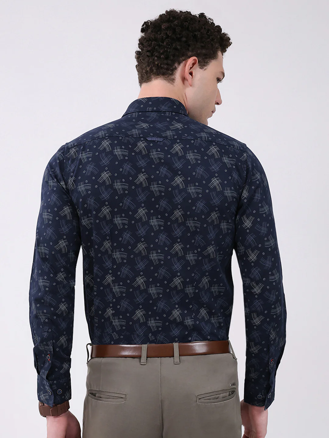 Men Navy Blue Printed Collar Full Sleeve Shirt - Image 5