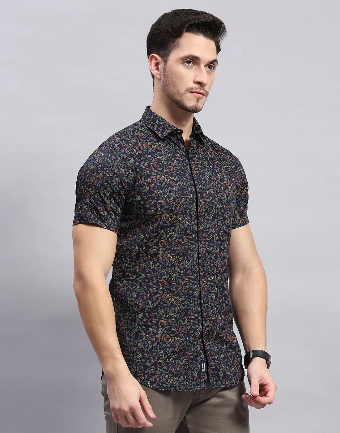 Men Navy Blue Printed Collar Half Sleeve Shirt - Image 4