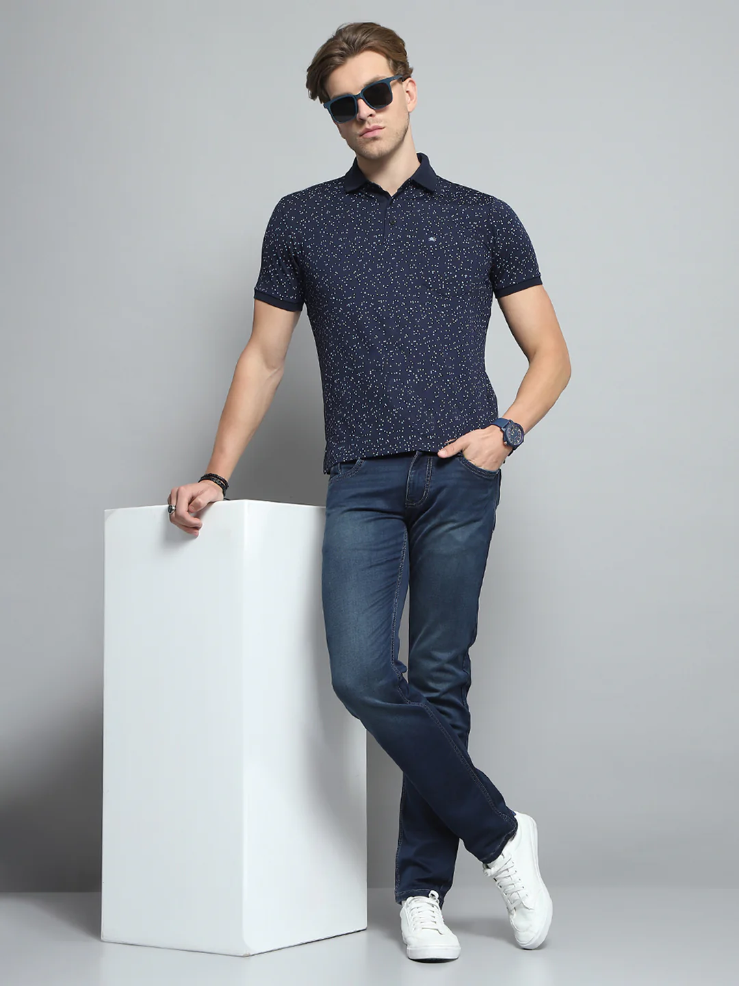 Men Navy Blue Printed Collar Half Sleeve T-Shirt - Image 2