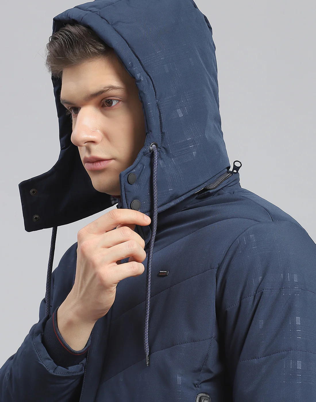 Men Navy Blue Printed Hooded Full Sleeve Jacket - Image 7