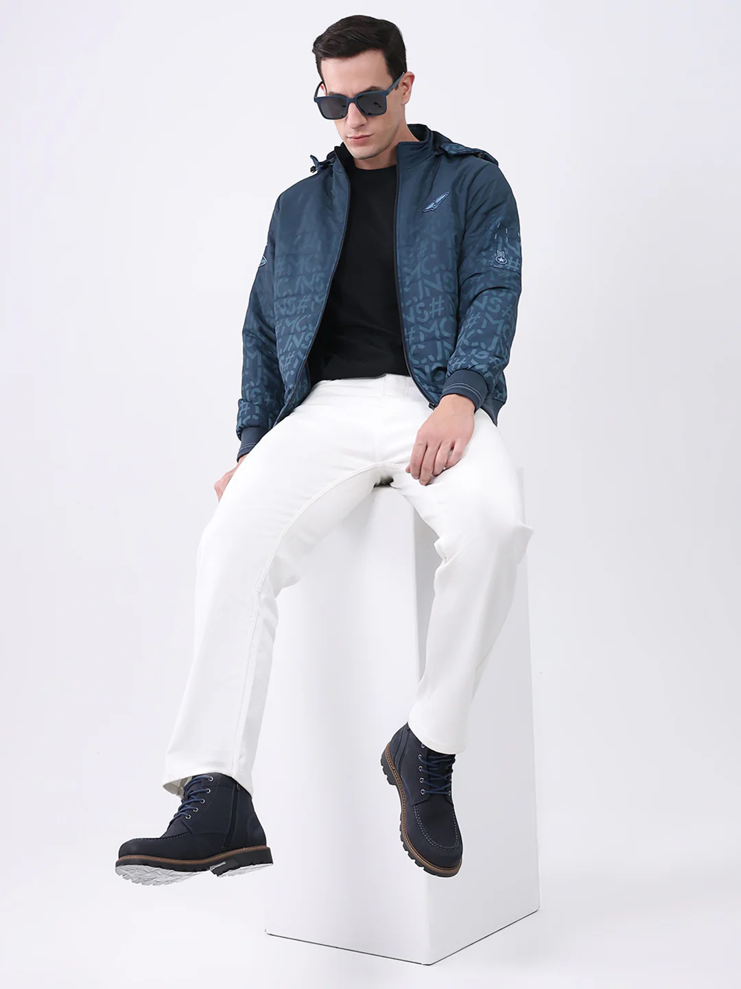 Men Navy Blue Printed Hooded Full Sleeve Jacket - Image 2
