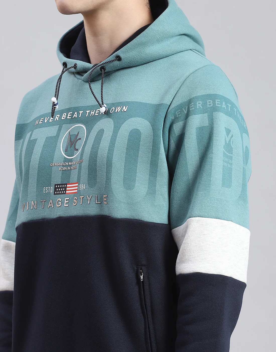 Men Navy Blue Printed Hooded Full Sleeve Sweatshirt - Image 6