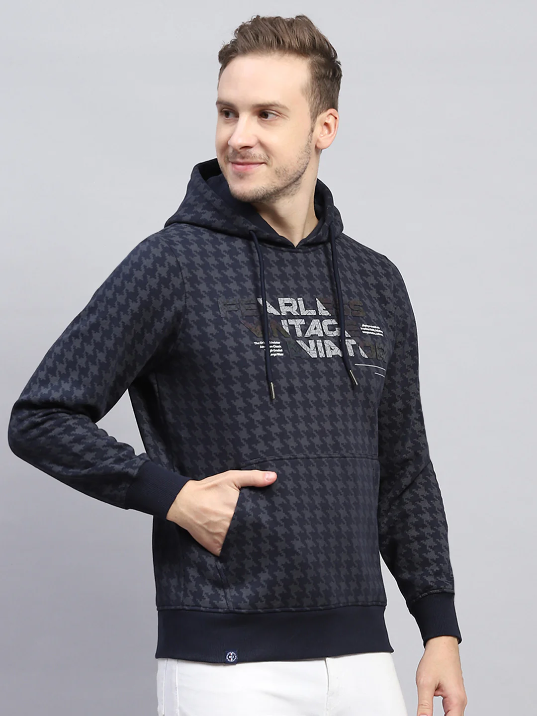 Men Navy Blue Printed Hooded Full Sleeve Sweatshirt - Image 4