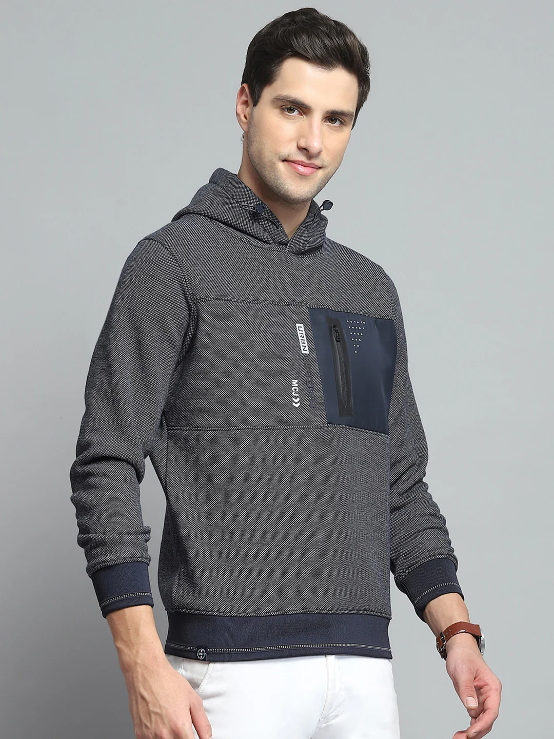Men Navy Blue Printed Hooded Full Sleeve Sweatshirt - Image 4