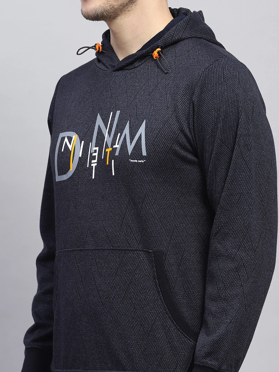 Men Navy Blue Printed Hooded Full Sleeve Winter T-Shirt - Image 7