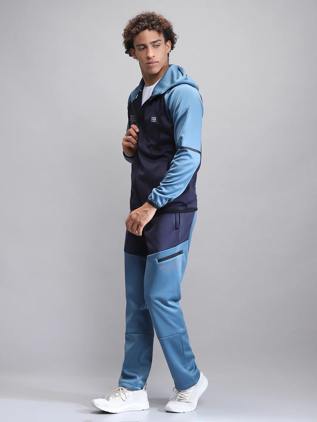 Rock.it Men Navy Blue Printed Hooded Full Sleeve Winter Tracksuit - Image 3