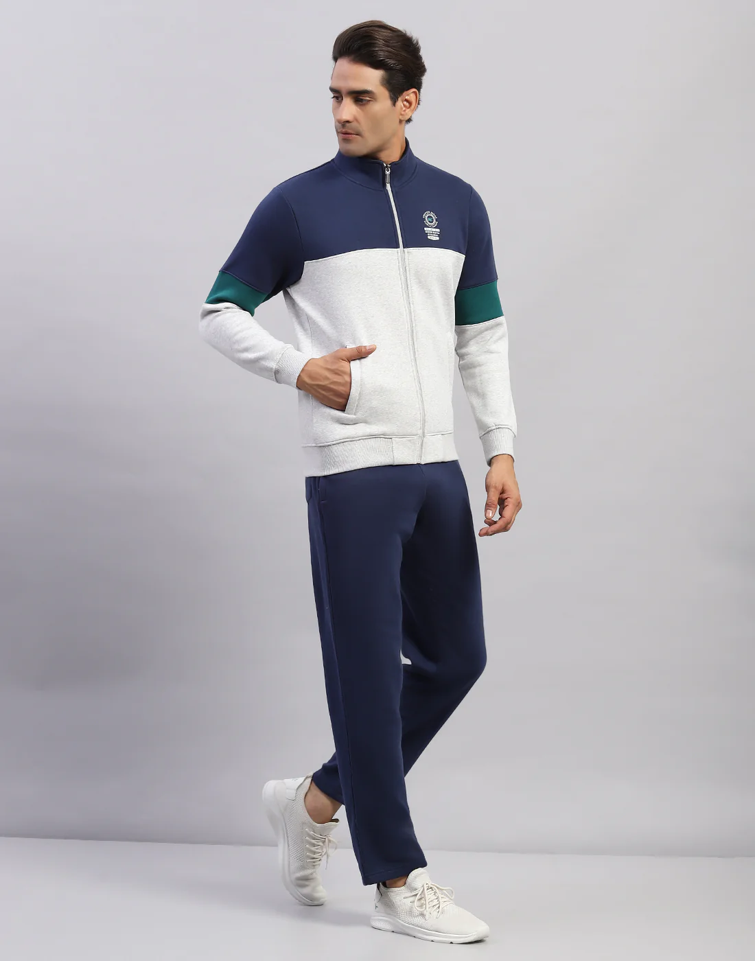 Men Navy Blue Printed Mock Neck Full Sleeve Winter Tracksuit - Image 4