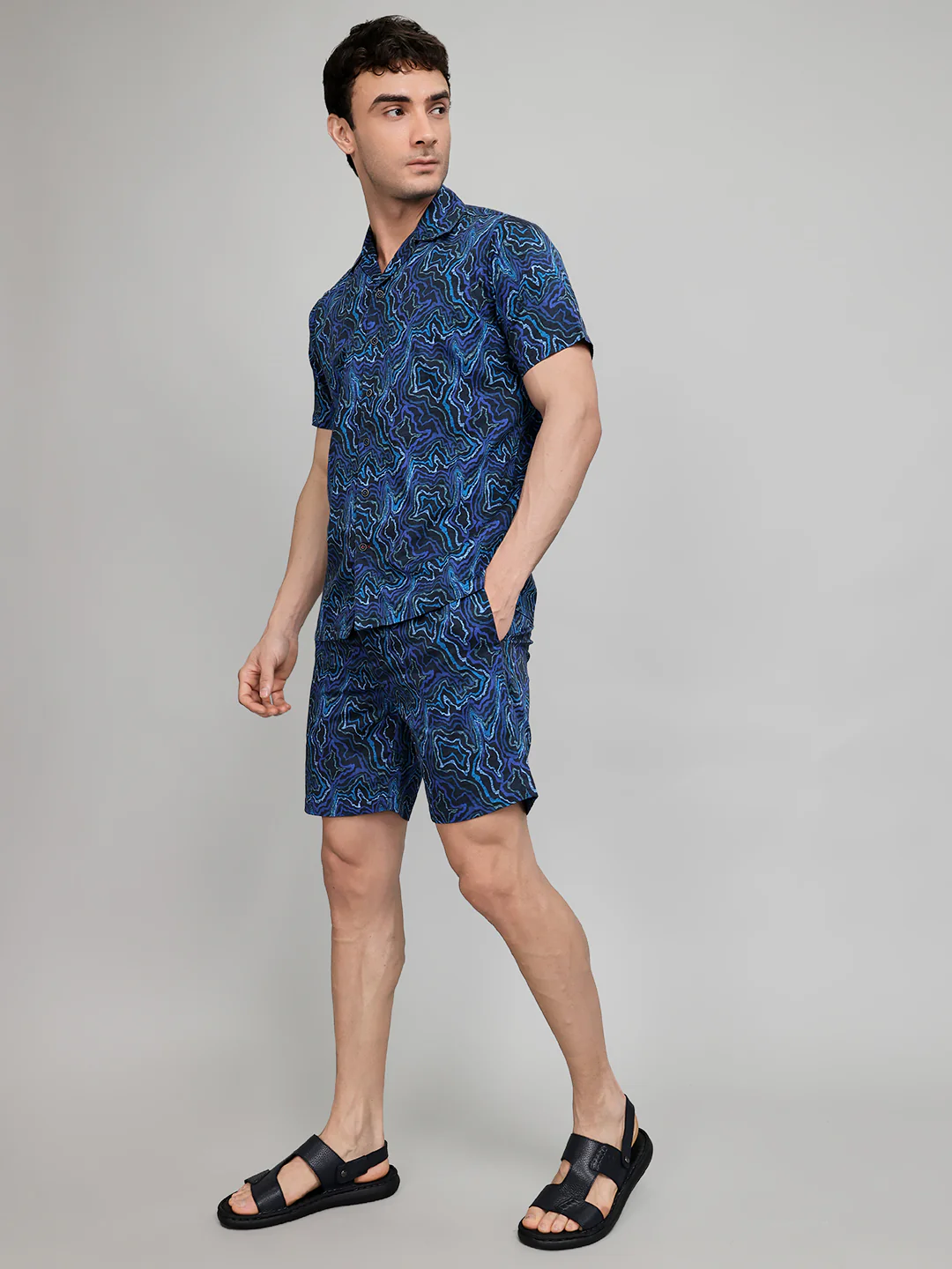 Men Navy Blue Printed Revere Collar Half Sleeve Cords Set - Image 2