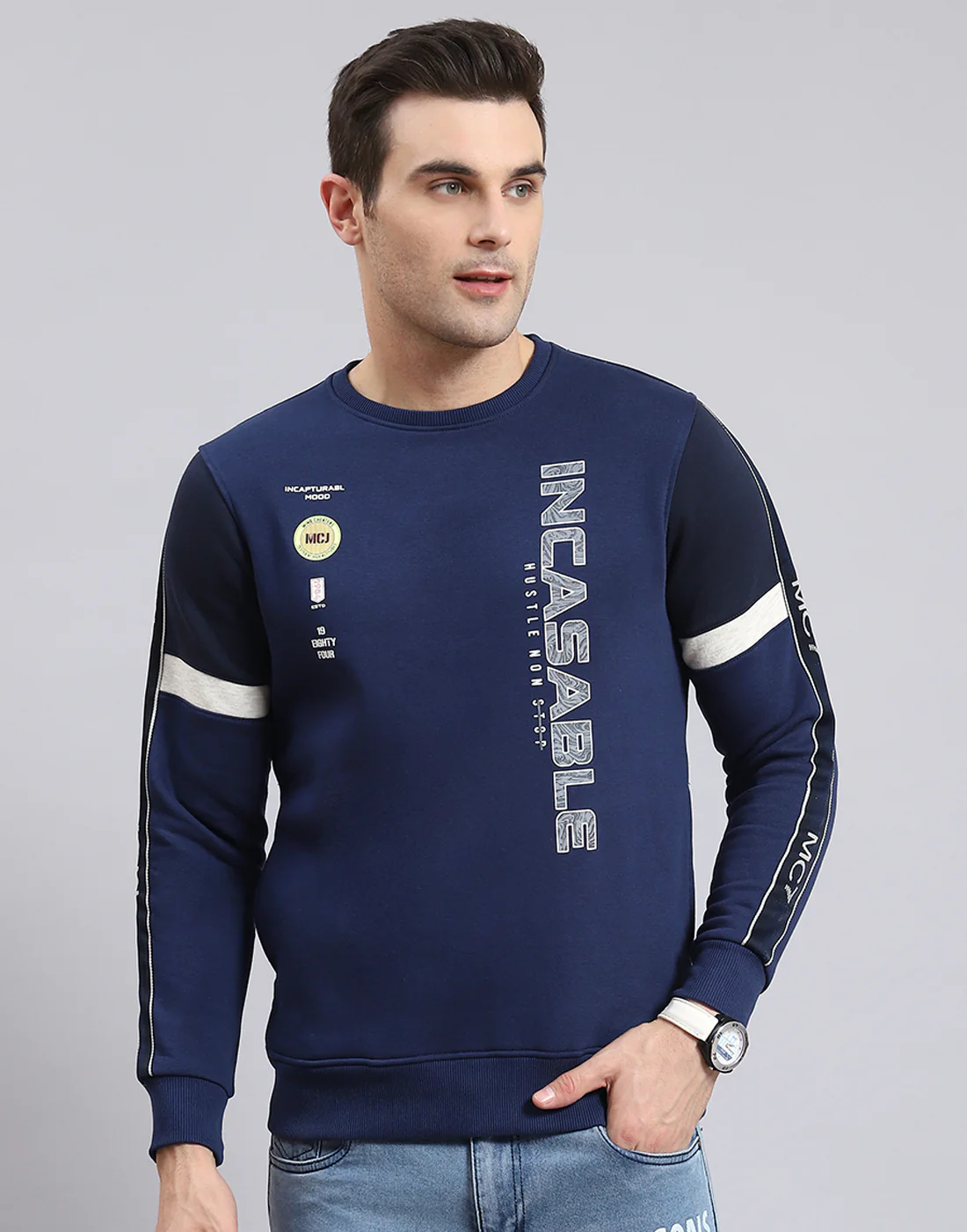 Men Navy Blue Printed Round Neck Full Sleeve Sweatshirt - Image 3