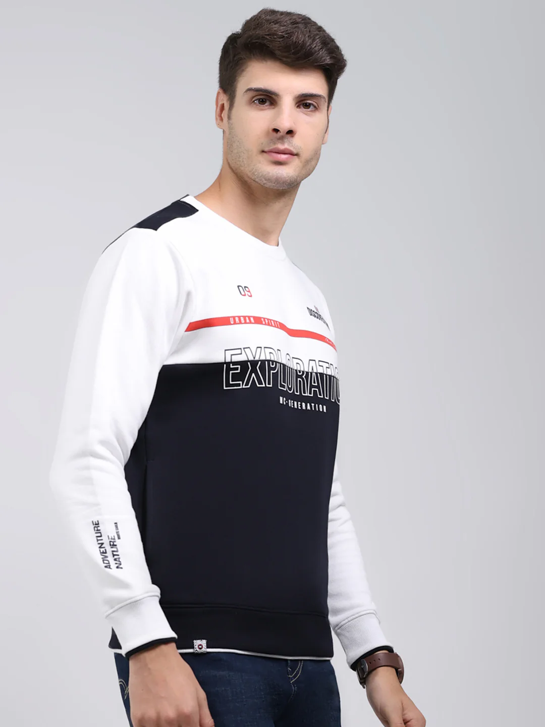 Men Navy Blue Printed Round Neck Full Sleeve Sweatshirt - Image 4