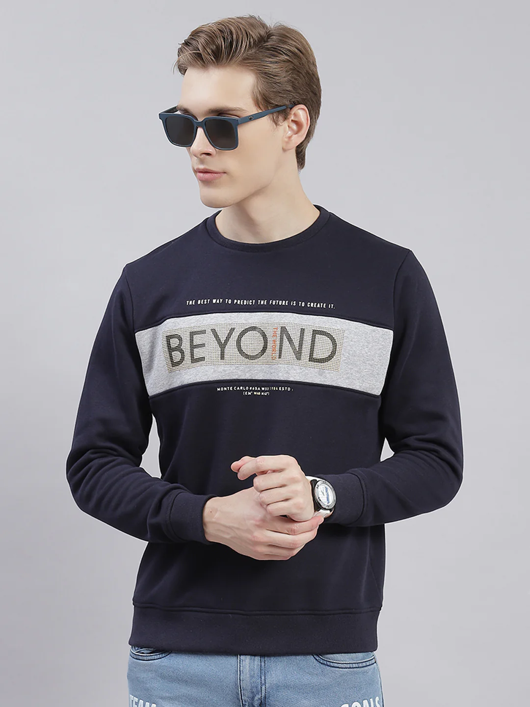 Men Navy Blue Printed Round Neck Full Sleeve Sweatshirts - Image 3
