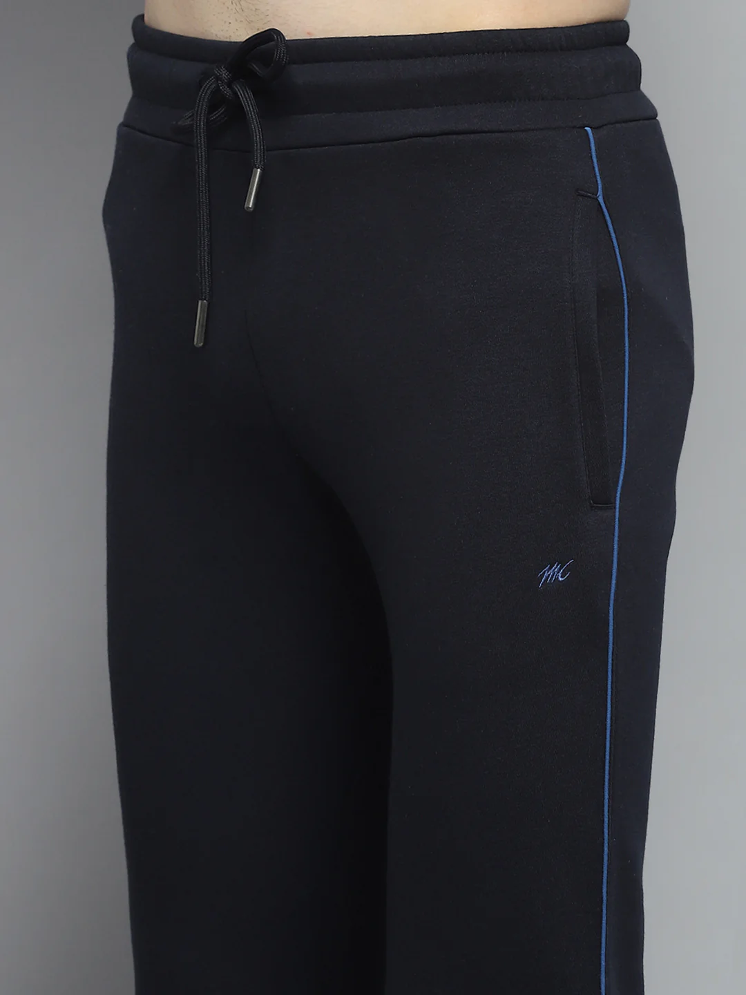 Men Navy Blue Printed Round Neck Full Sleeve Winter Tracksuit - Image 8